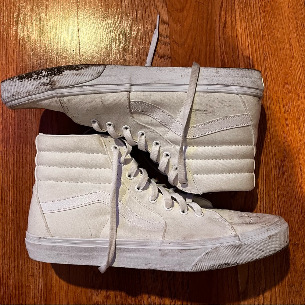 Men’s white hightop vans